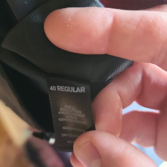 Express Burgundy Knit Blazer – Photographer Fit – Slim – 40R - Picture 2 of 5